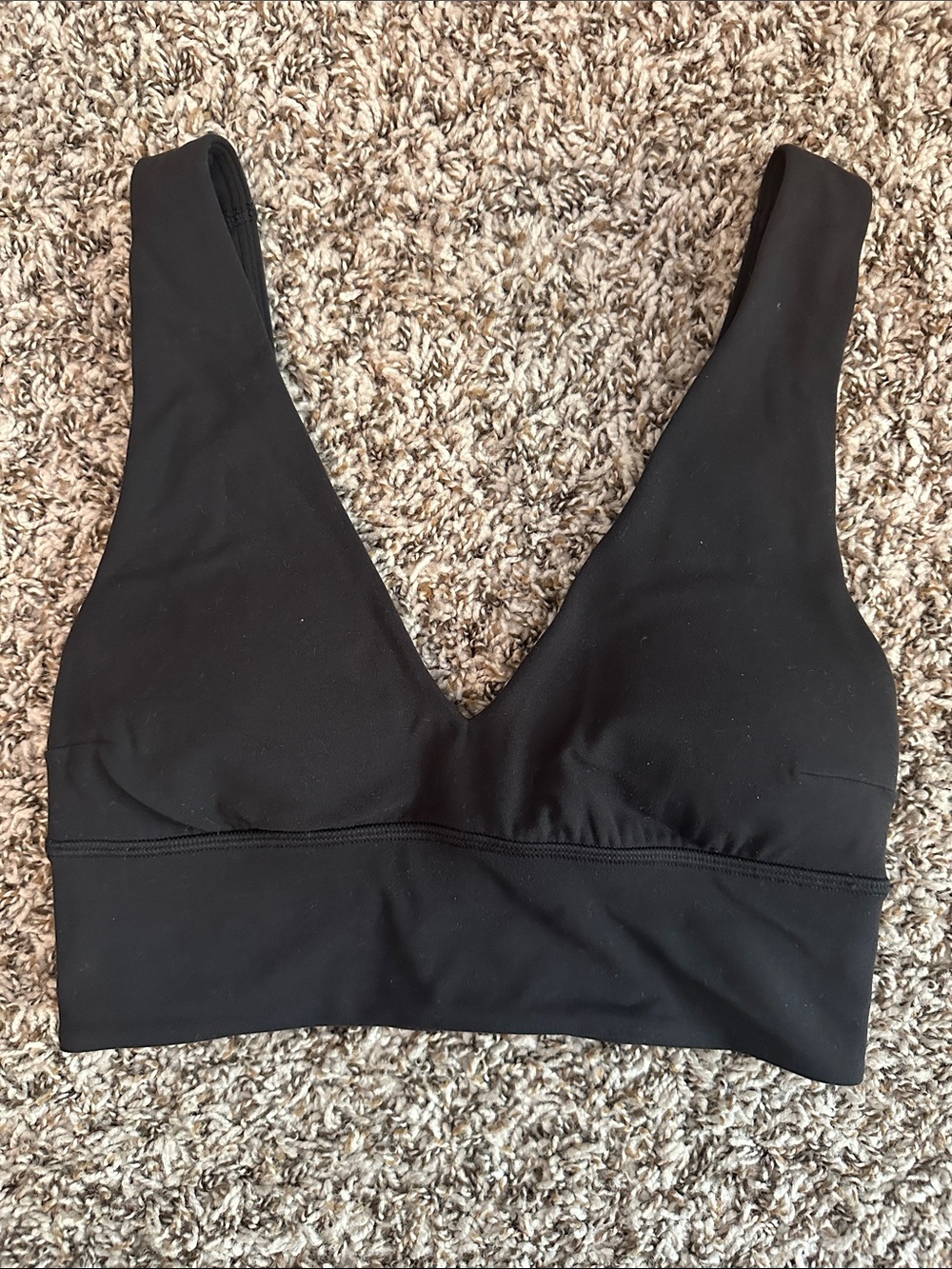 Lululemon black v-neck top/bra, worn twice, size 4